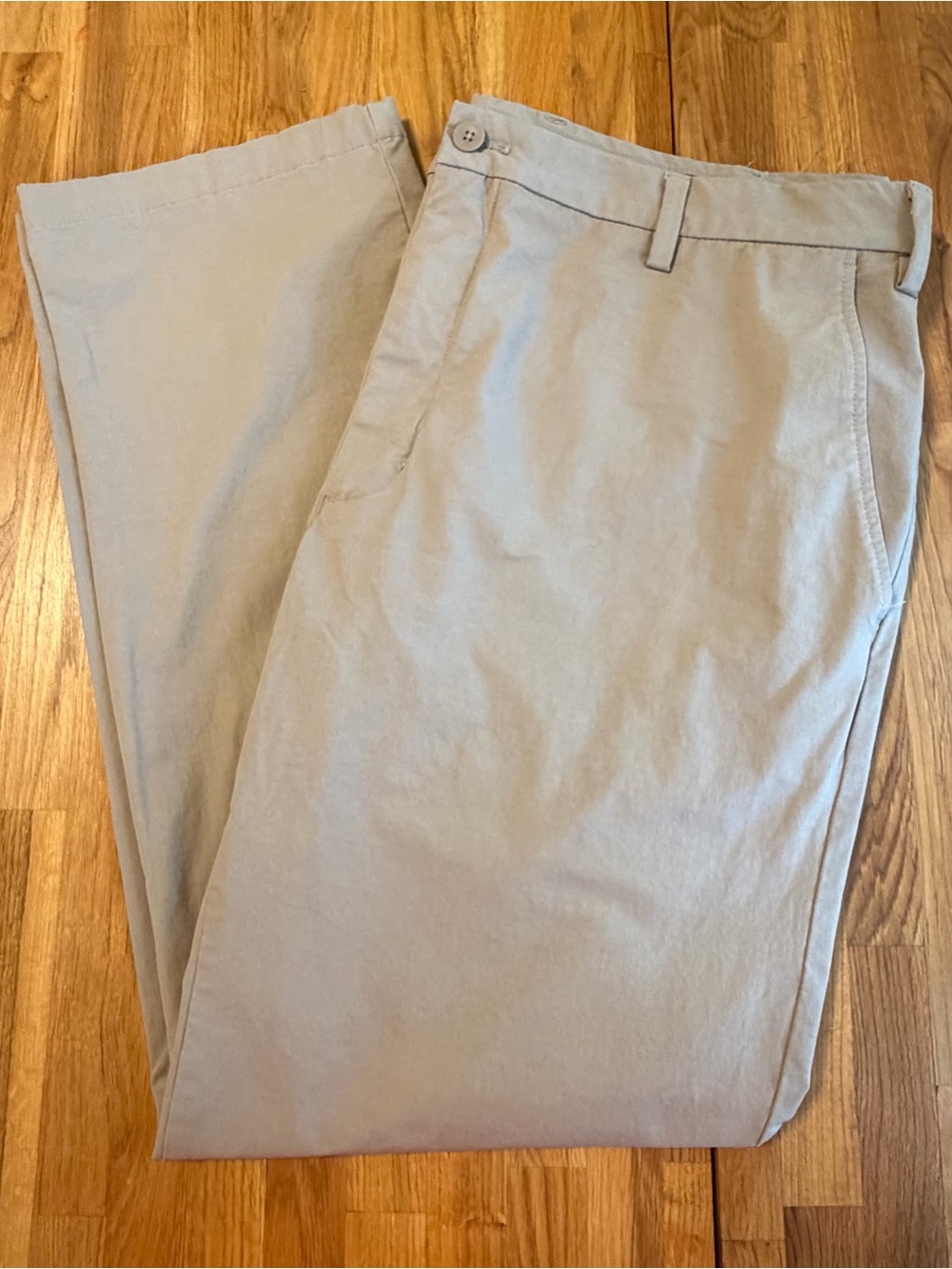 Vineyard Vines On The Go Pant 42 x 32 mens stretch khaki slim pant